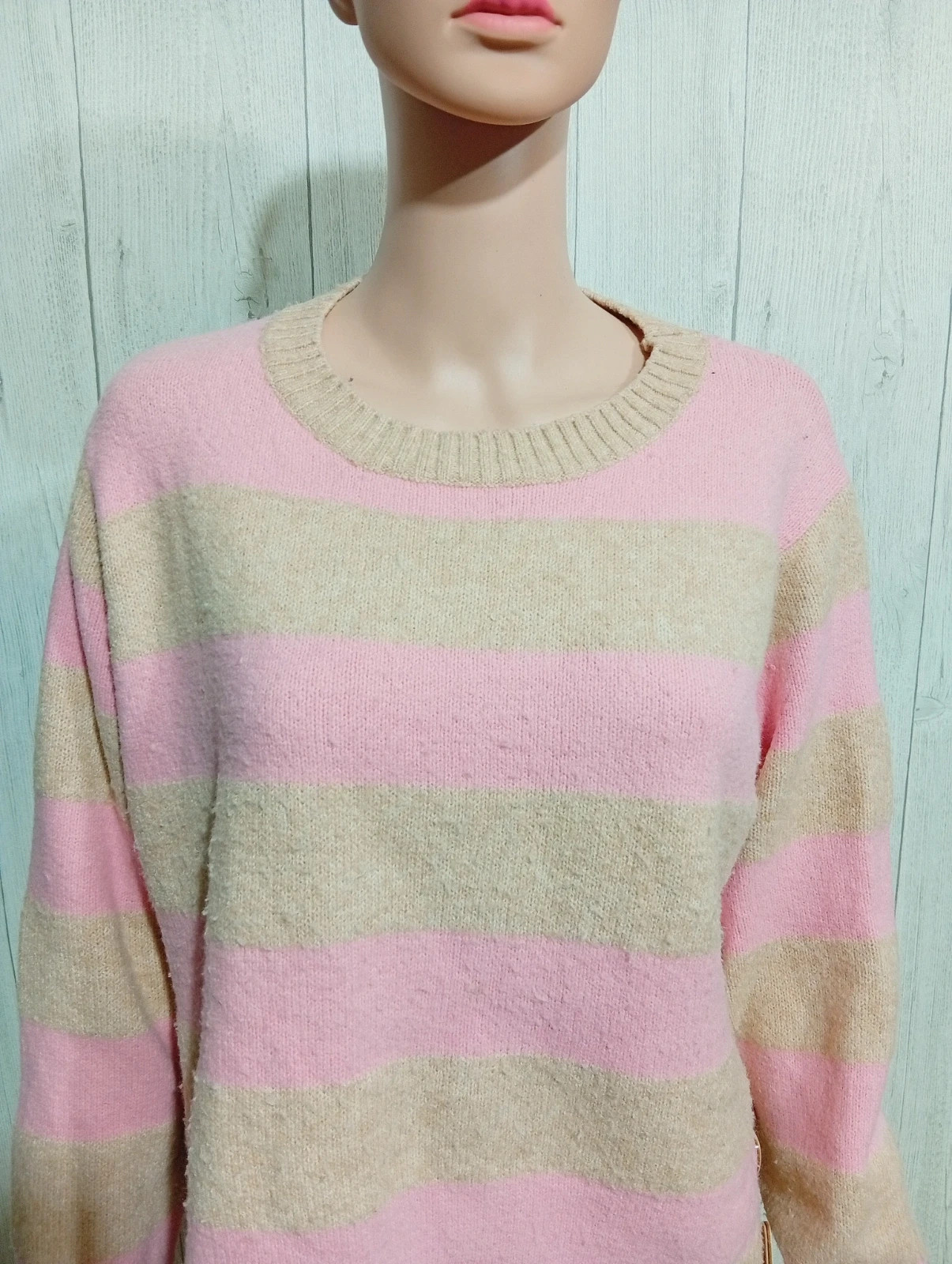 Pull femme cherry paris taille M/38 – Cherry Paris – taille M / 38 / 10 2