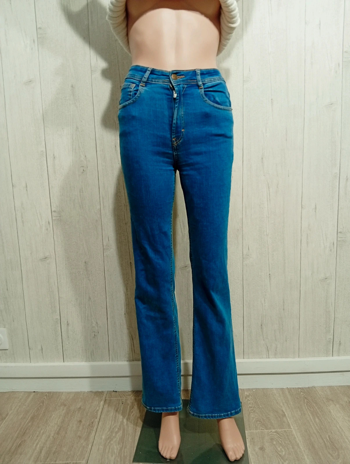 Jeans fille taille 14 ans ( taille XS/34)
