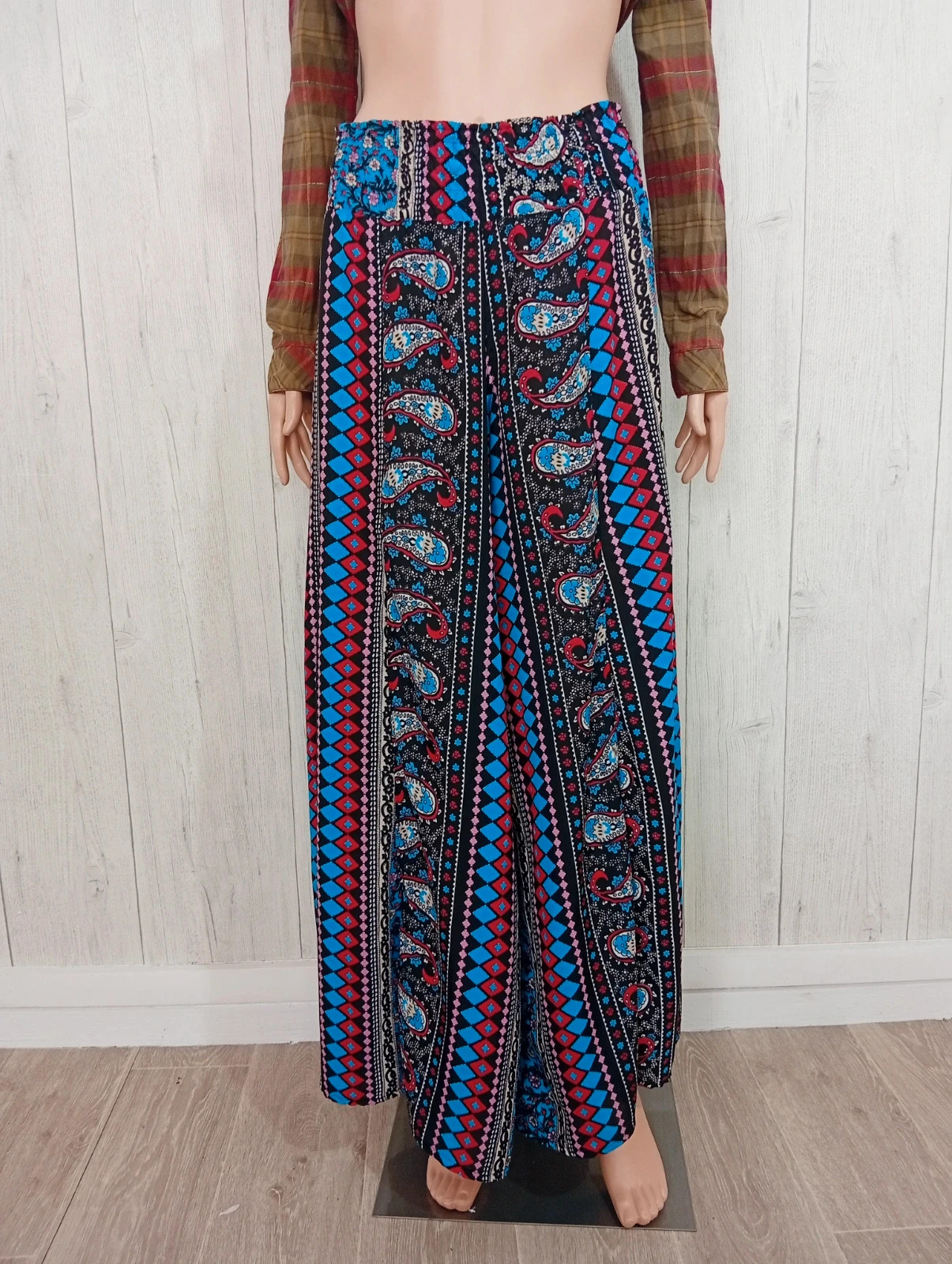 Pantalon jambe large femme native taille L/40 – Native – taille L / 40 / 12