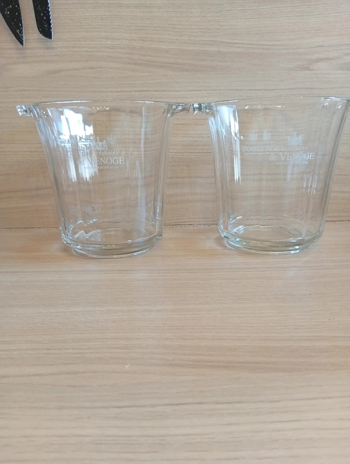 Lot de 2 seaux de champagne 🥂🍾 – champagne de venoge