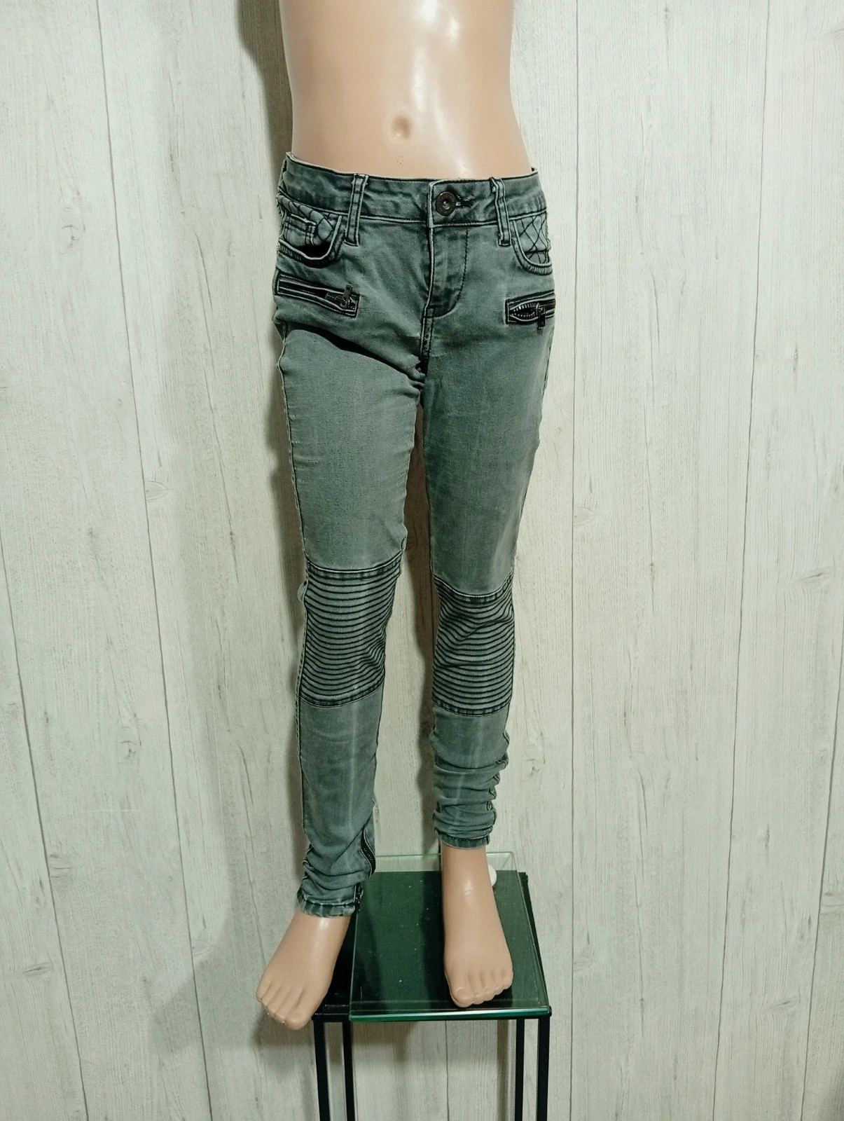 Jeans fille taille XS ( 14 ans )