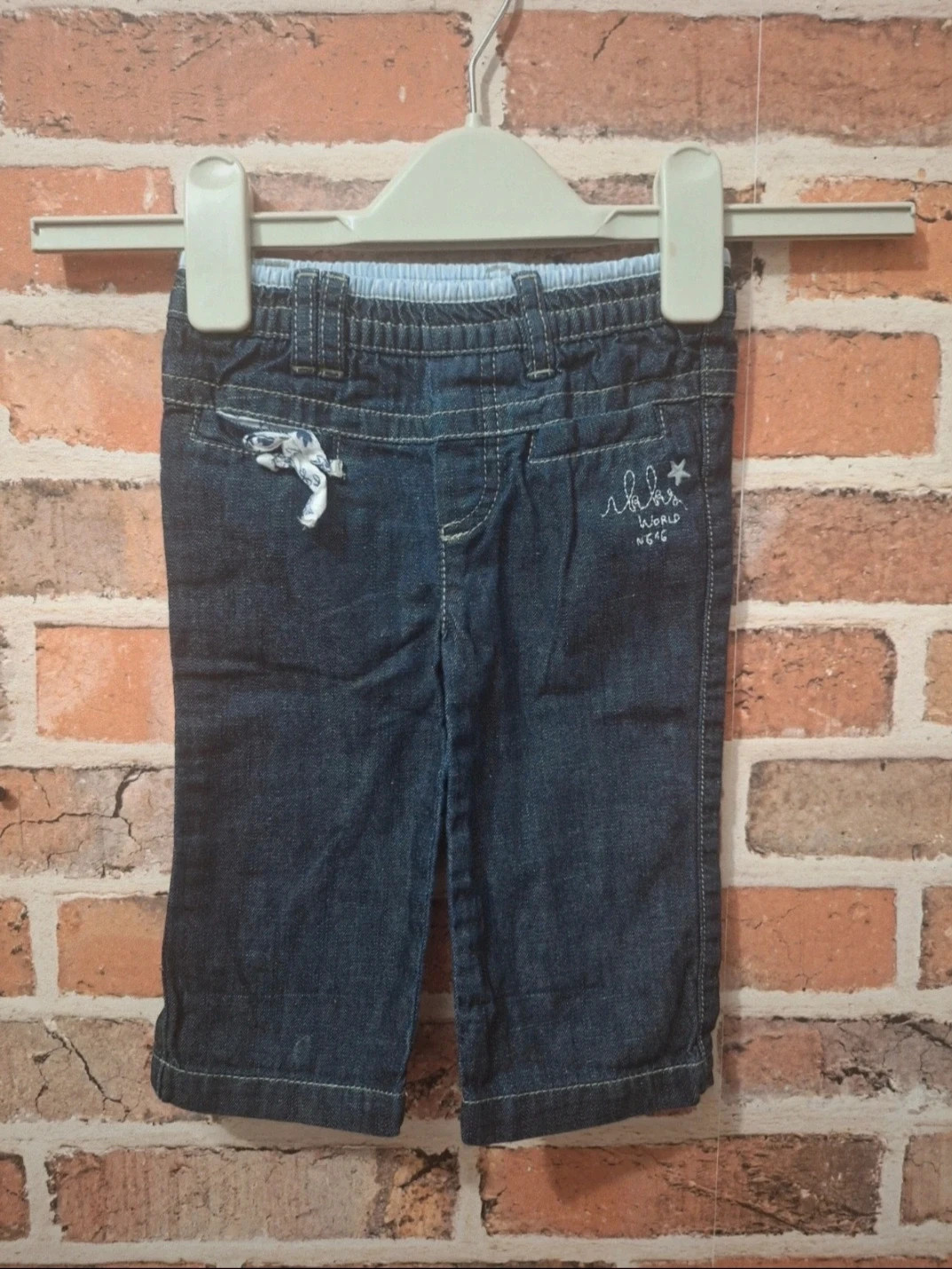Pantalon fille ikks taille 6 mois