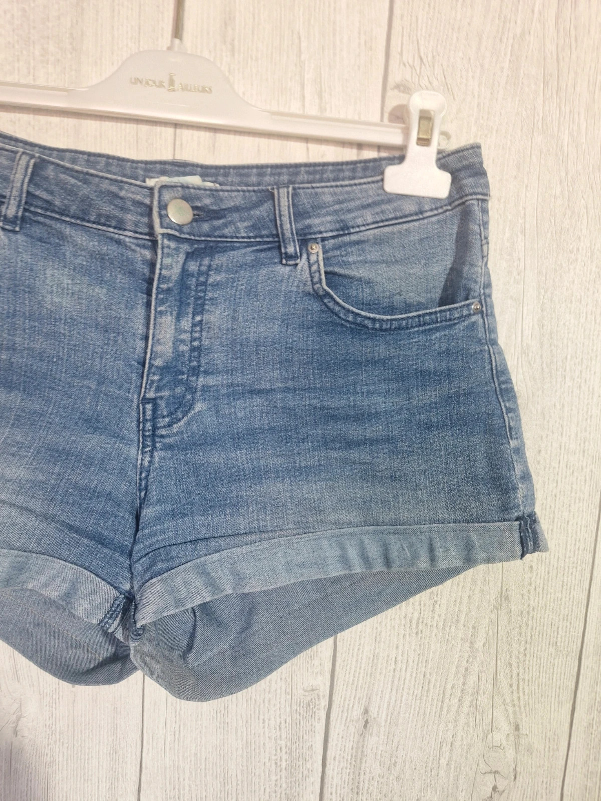 Short femme H&M taille S/36 – H&M – taille S / 36 / 8 3