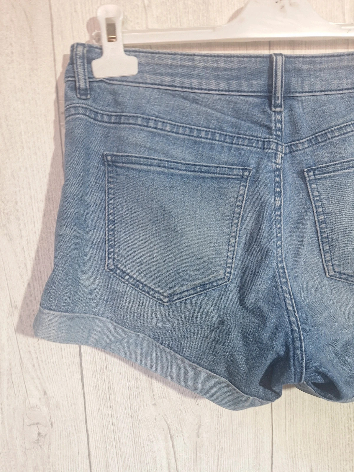 Short femme H&M taille S/36 – H&M – taille S / 36 / 8 5