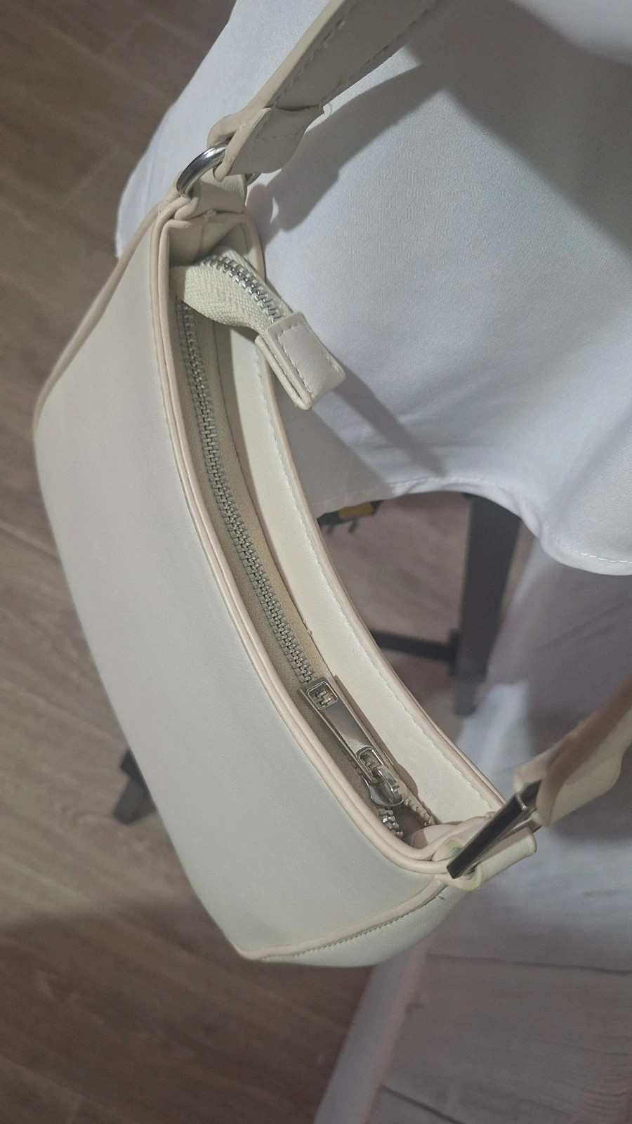 Sac femme bershka de couleur beige – Bershka 3