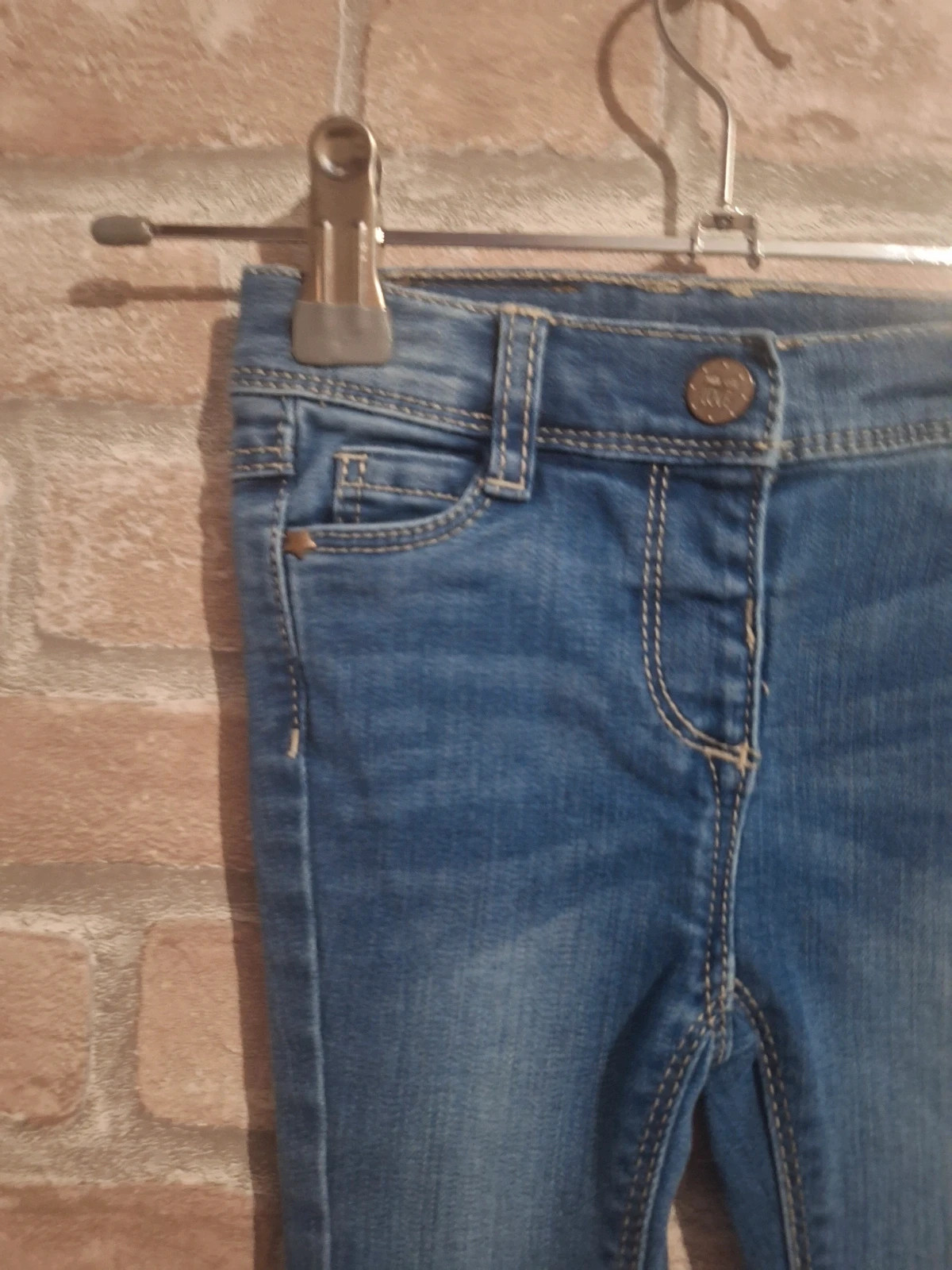 Jeans fille tape a loeil Taille 6 mois( 68 cm) – Tape à l'œil – taille 6-9 mois / 68 cm 2