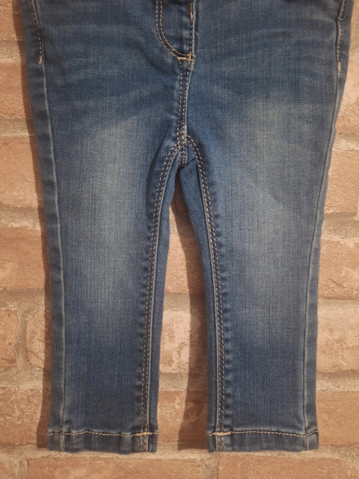 Jeans fille tape a loeil Taille 6 mois( 68 cm) – Tape à l'œil – taille 6-9 mois / 68 cm 4