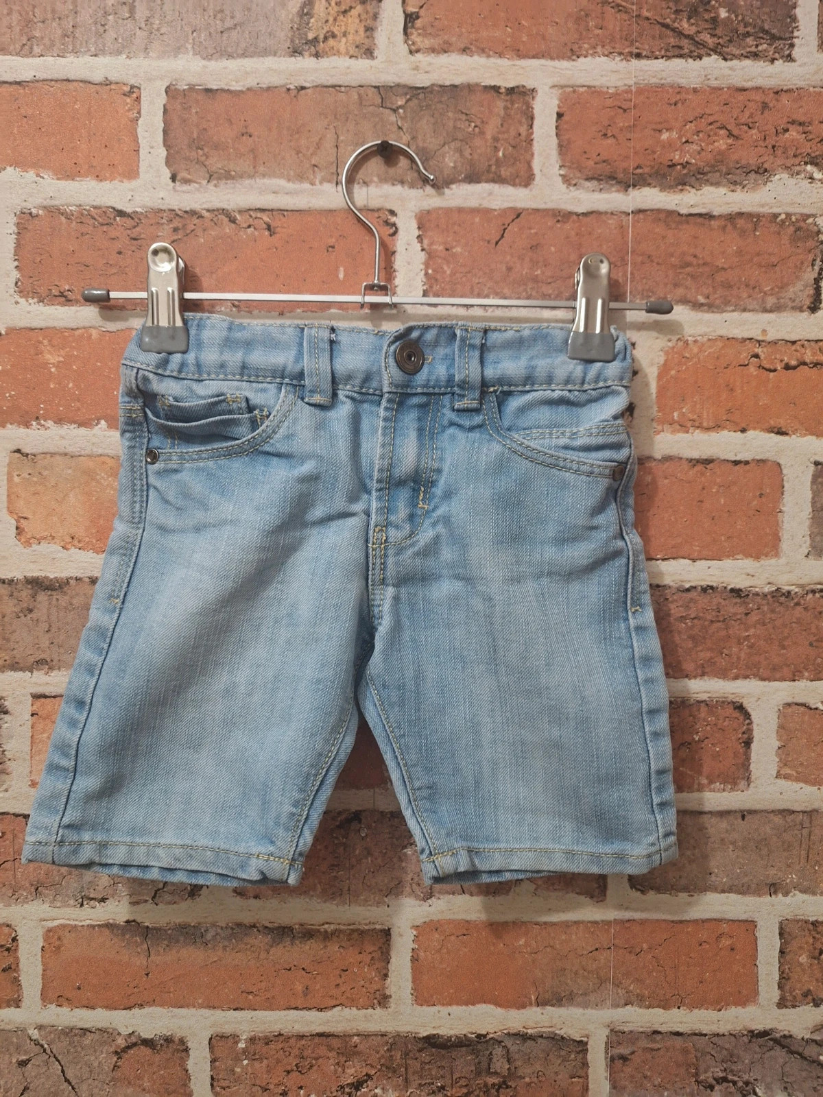 Short garçon okaidi Taille 3 ans