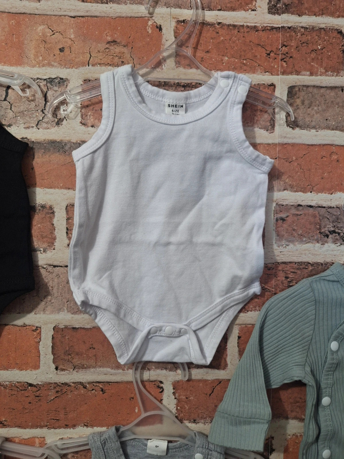 Lot de 5 bodies mixte taille 0/1mois – Shein – taille 1-3 mois / 56 cm 3
