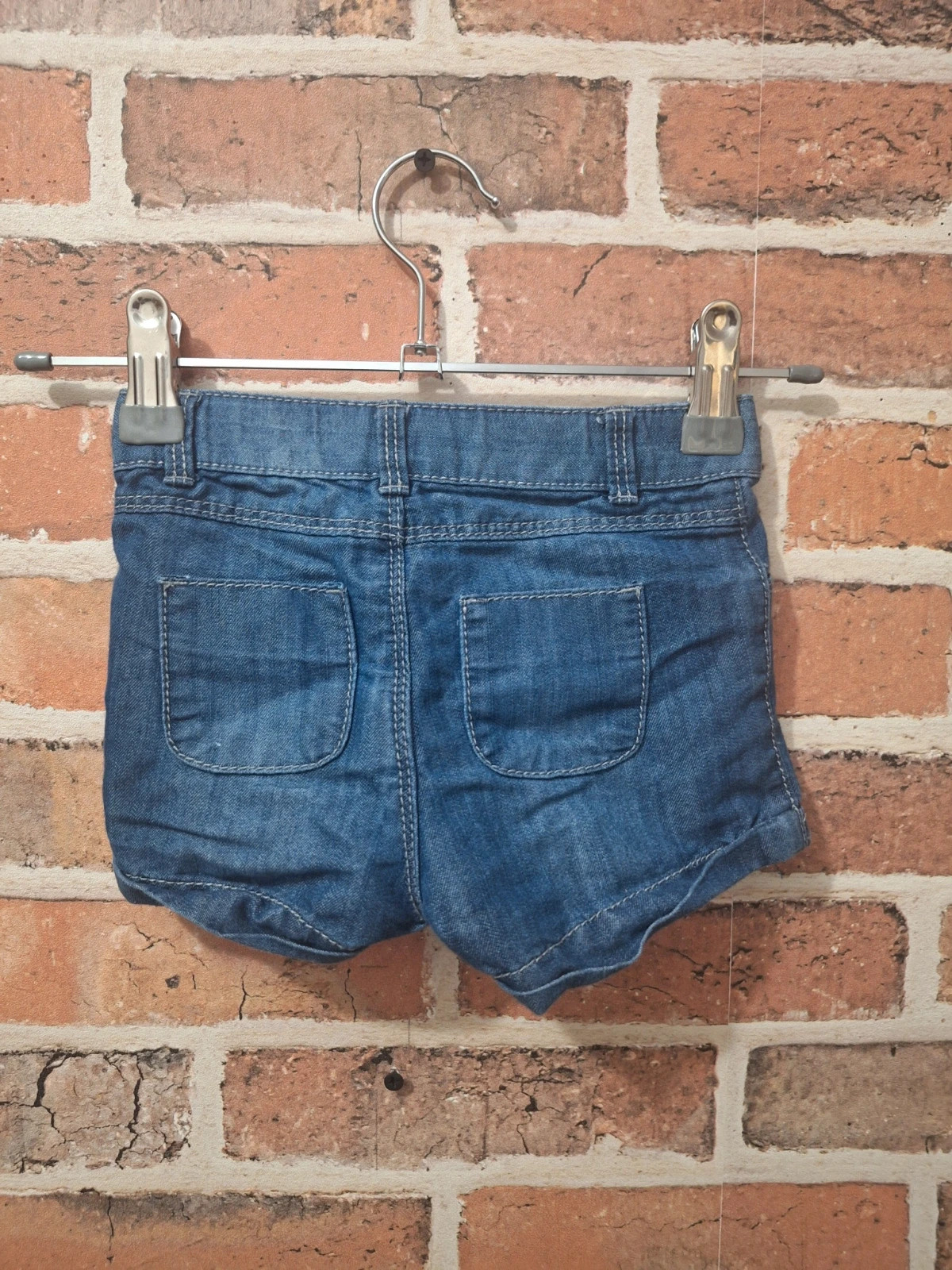 Short fille taille 6 mois – Okaïdi – taille 3-6 mois / 62 cm 4