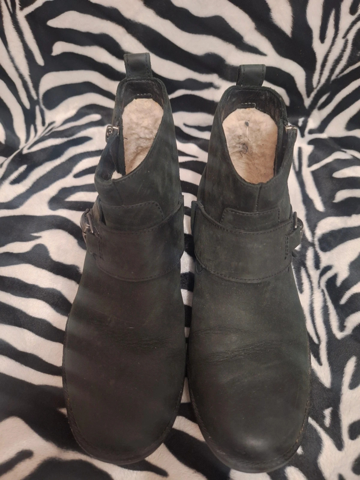 Chaussures femme Taille 38 – UGG – taille 38 4
