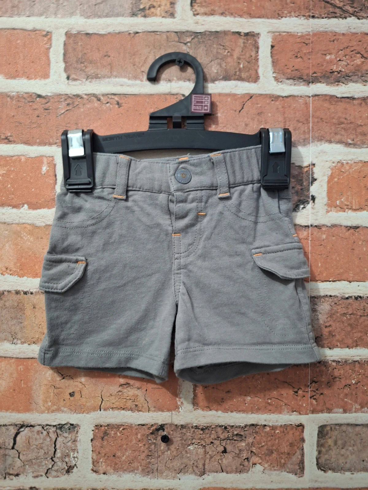 Short garcon taille 6 mois