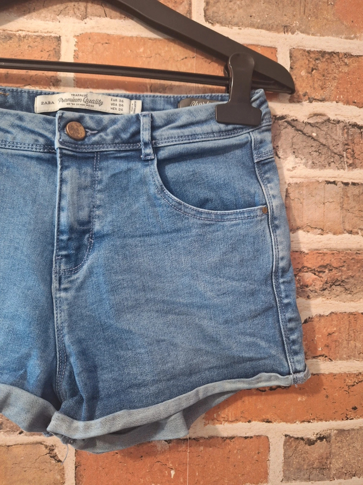 Short femme Taille XS/34 – Zara – taille XS / 34 / 6 3
