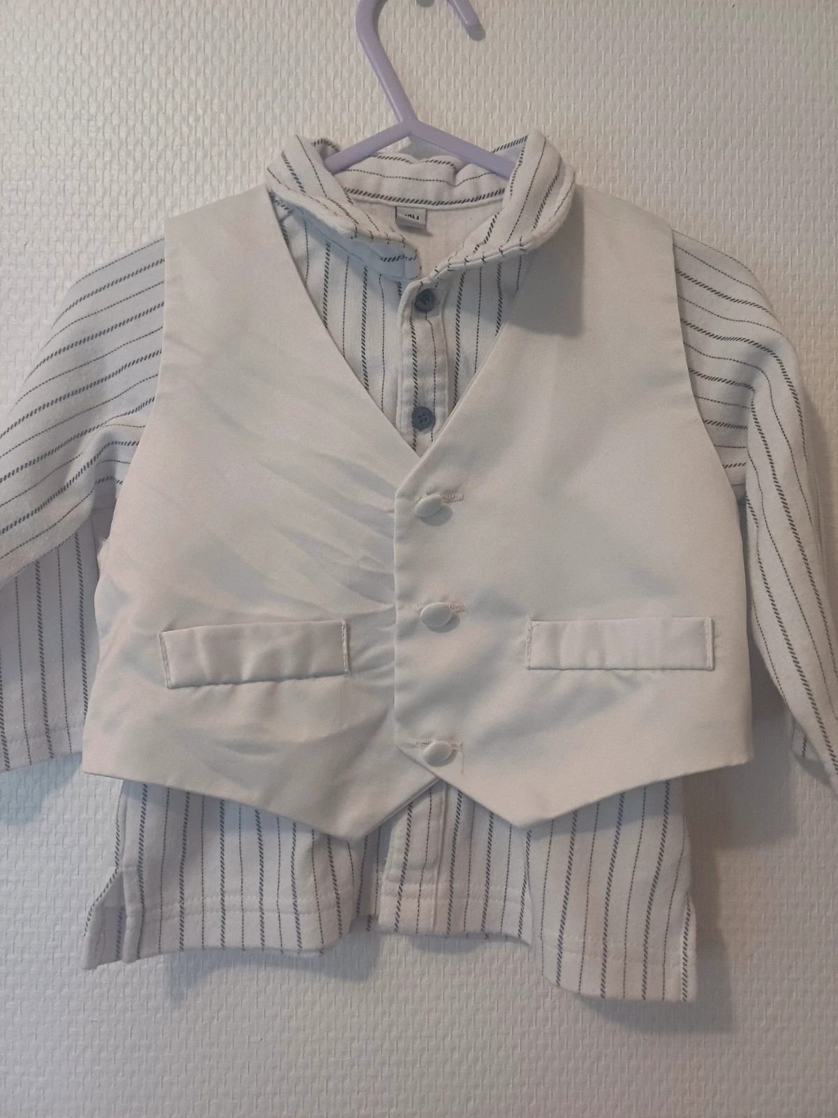Ensemble costume – taille 9-12 mois / 74 cm 4