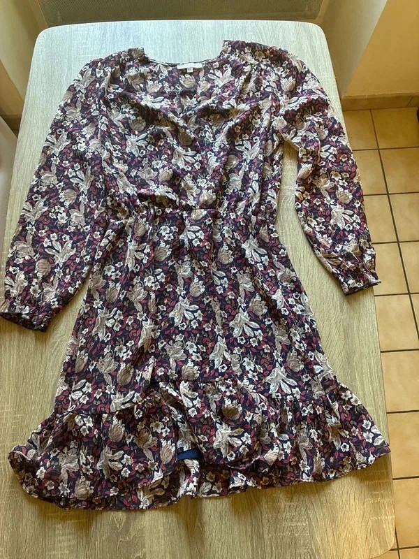 Robe fleurie Peace n’ Love M/L – Peace n' Love – taille L / 40 / 12 2