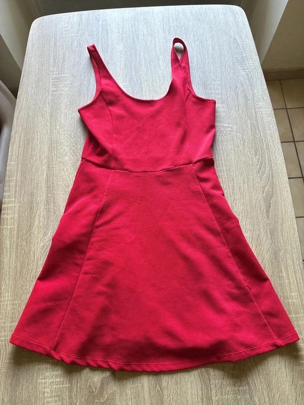 Robe femme H&M rouge évasée – T38