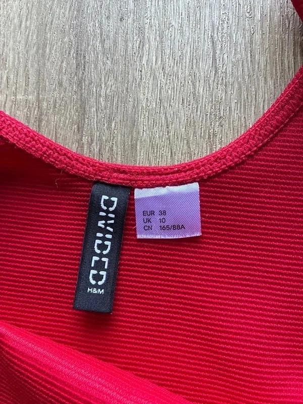 Robe femme H&M rouge évasée – T38 – H&M – taille M / 38 / 10 2
