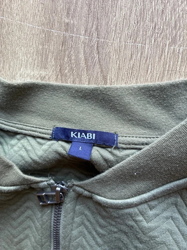 Veste femme Kiabi kaki à motifs chevrons – T.L – Kiabi – taille L / 40 / 12 2