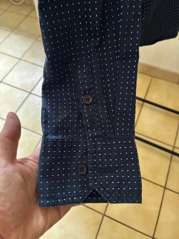 Chemise homme bleu marine à motifs – taille M – The Original Brand – taille M 3