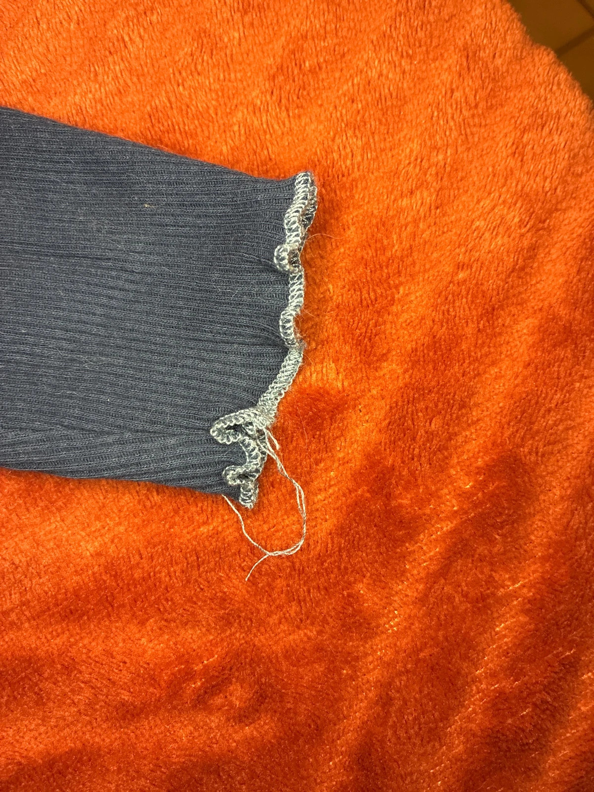 Haut manches longues Mot d’enfant 24 mois gris côtelé motif fleuri – Mots d'enfants – taille 18-24 mois / 86 cm 3