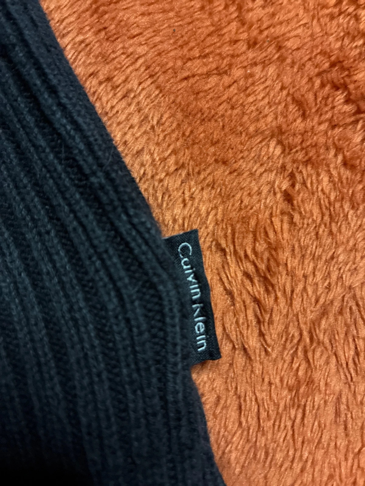 Pull Calvin Klein noir côtelé col montant demi-zip S – Calvin Klein – taille S 4