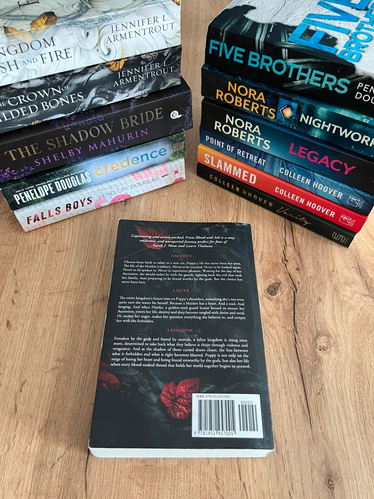 From Blood and Ash by Jennifer L. Armentrout | English Paperback | Fantasy Romance BookTok 3