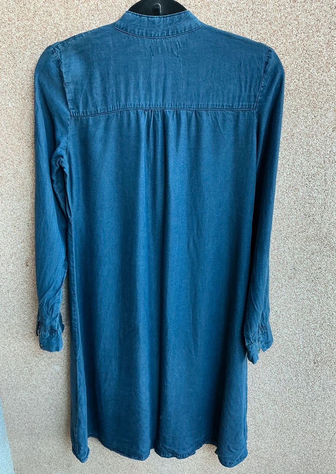 Vestido camiseiro denim azul com laço na gola Yessica 34 – C&A – taille XS / 34 / 6 5