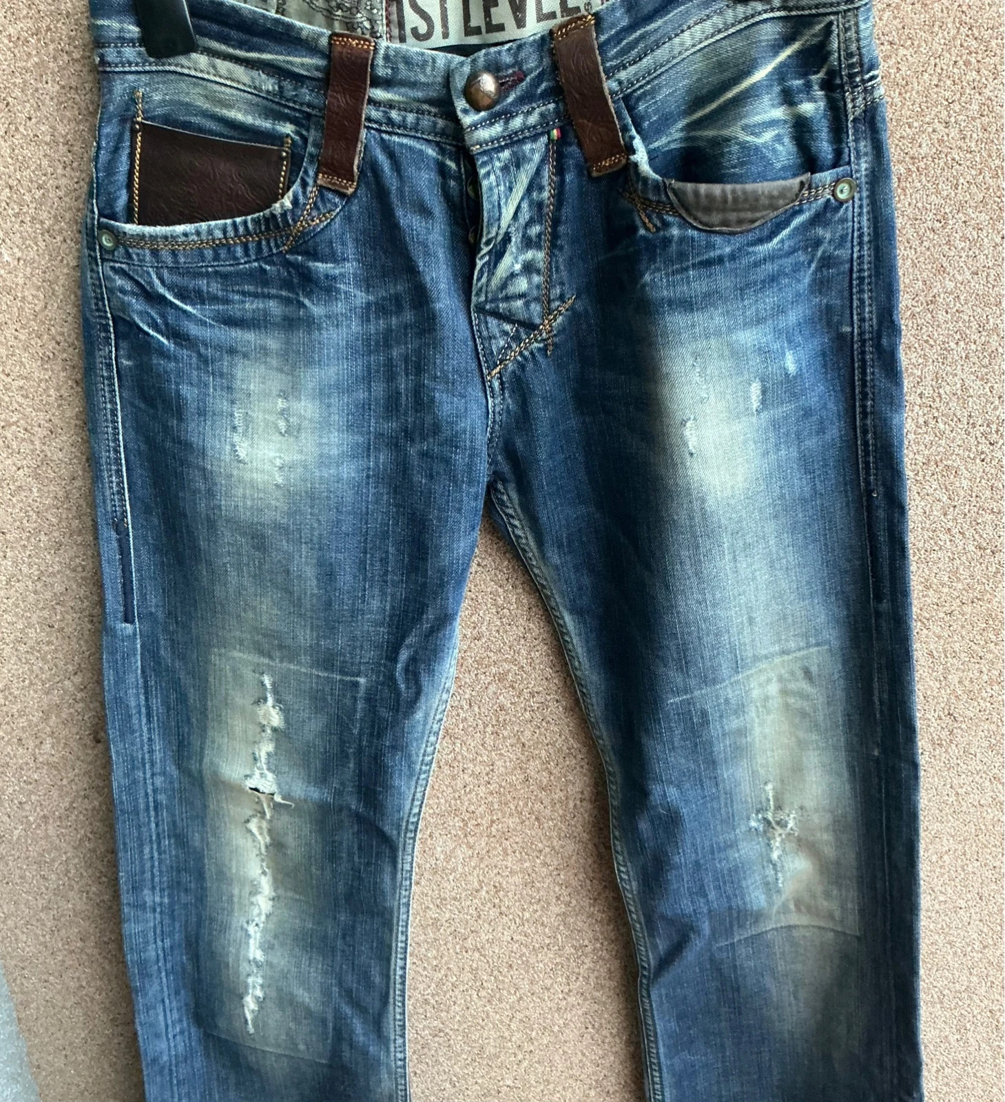 Calças ganga Salsa Jeans W30 L34 straight fit com detalhes em pele e efeito usado – Salsa – taille PT 40 | W30 3