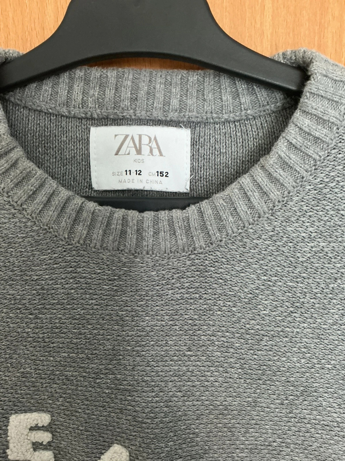 Camisola Zara Kids cinzenta com cobra 11-12 anos 152 cm – Zara – taille 12 anos / 152 cm 4