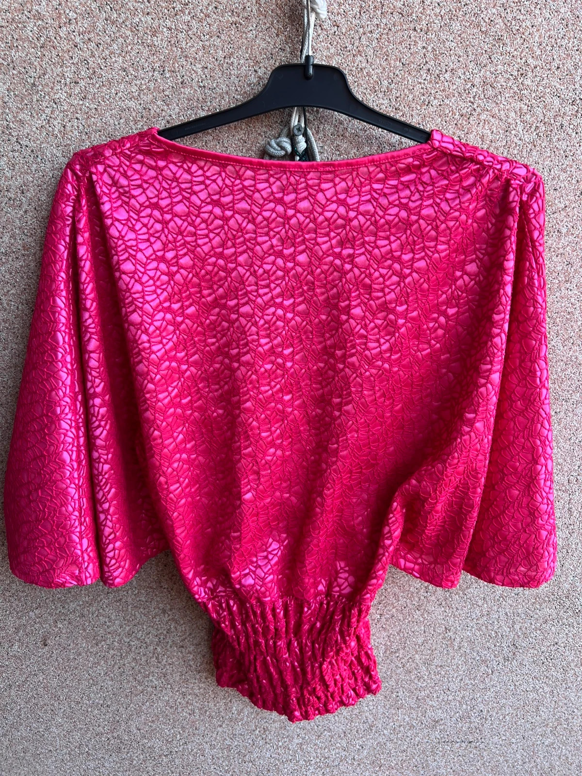 Top rosa fúcsia texturizado com decote cruzado e mangas largas – S – Origem – taille S / 36 / 8 4