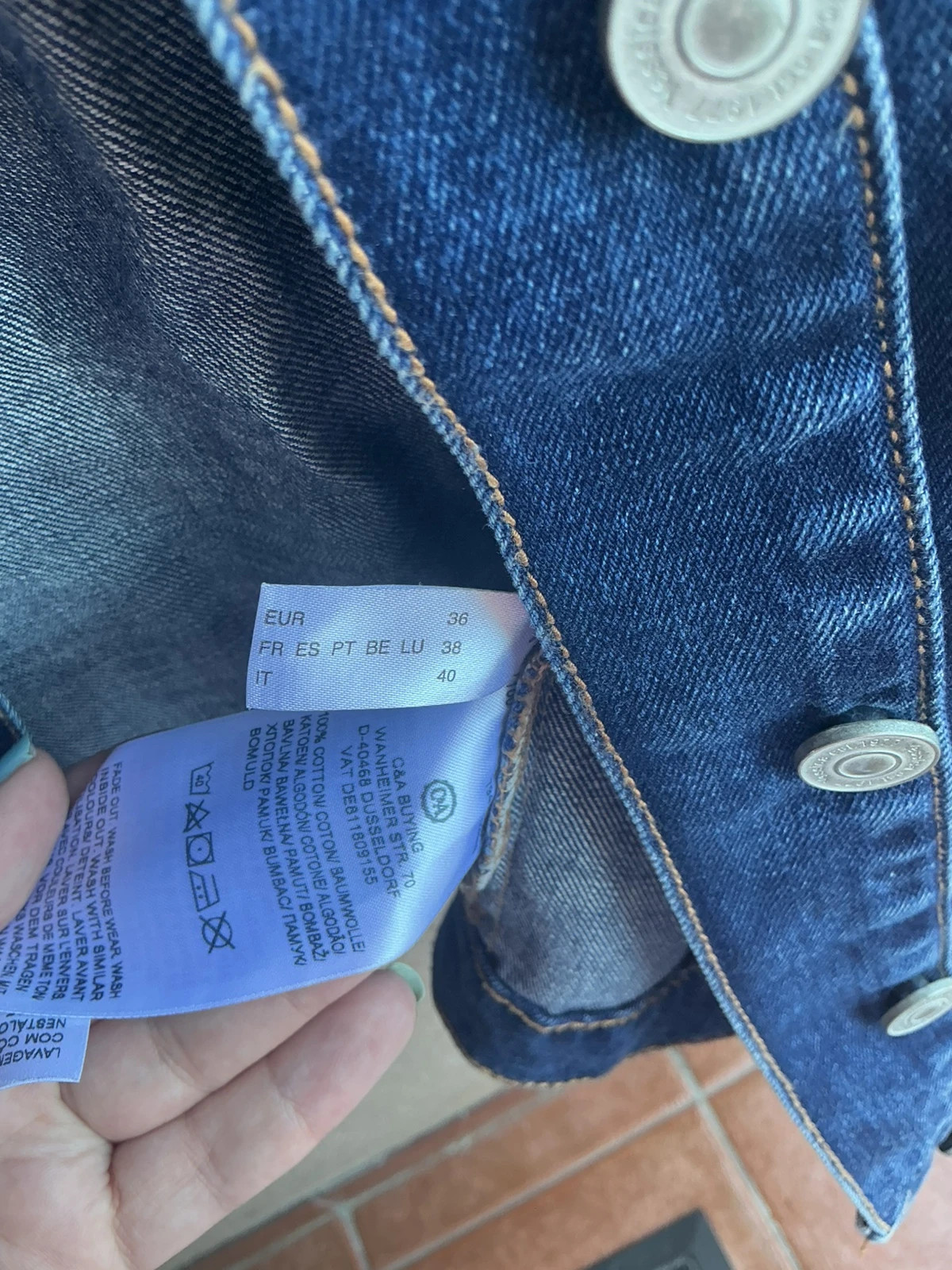 Casaco de ganga curto bordado – tamanho S / 36 – C&A – taille S / 36 / 8 4