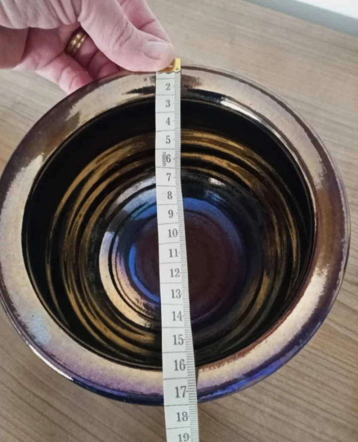 Jarrón Decorativo Cerámica   – sin marca conocida – marrón y dorado 2