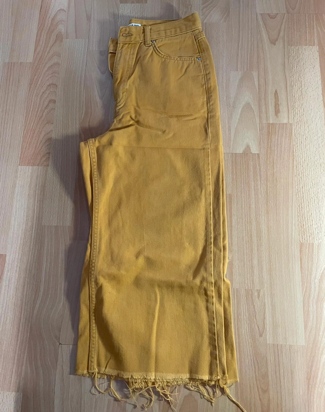 Pantalones mostaza Pull&Bear – Pull & Bear – taille XS / 34 / 6 4