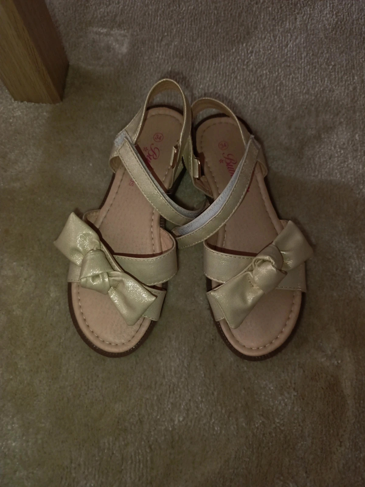 Sandalias doradas
