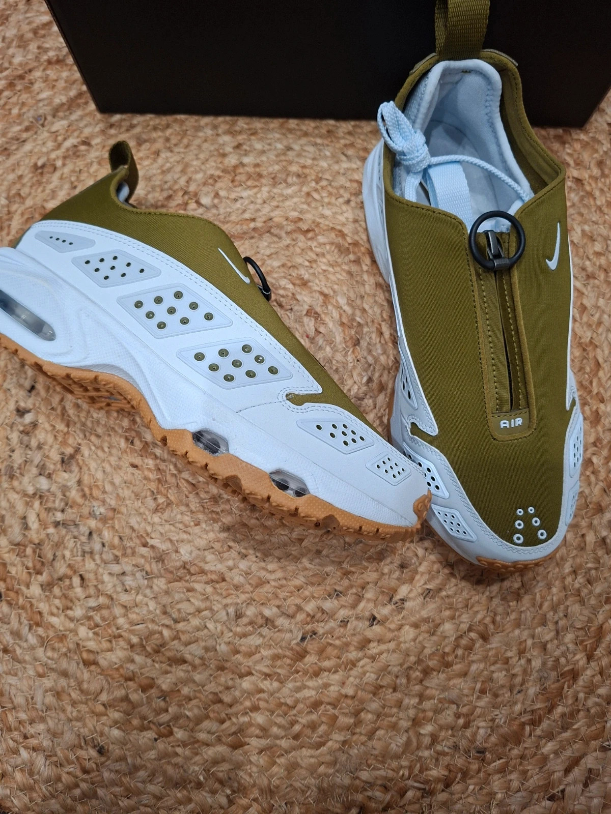 Nike Air Max SNDR – Olive Flak – T. 38,5 – Nike Air – taille 38.5 2