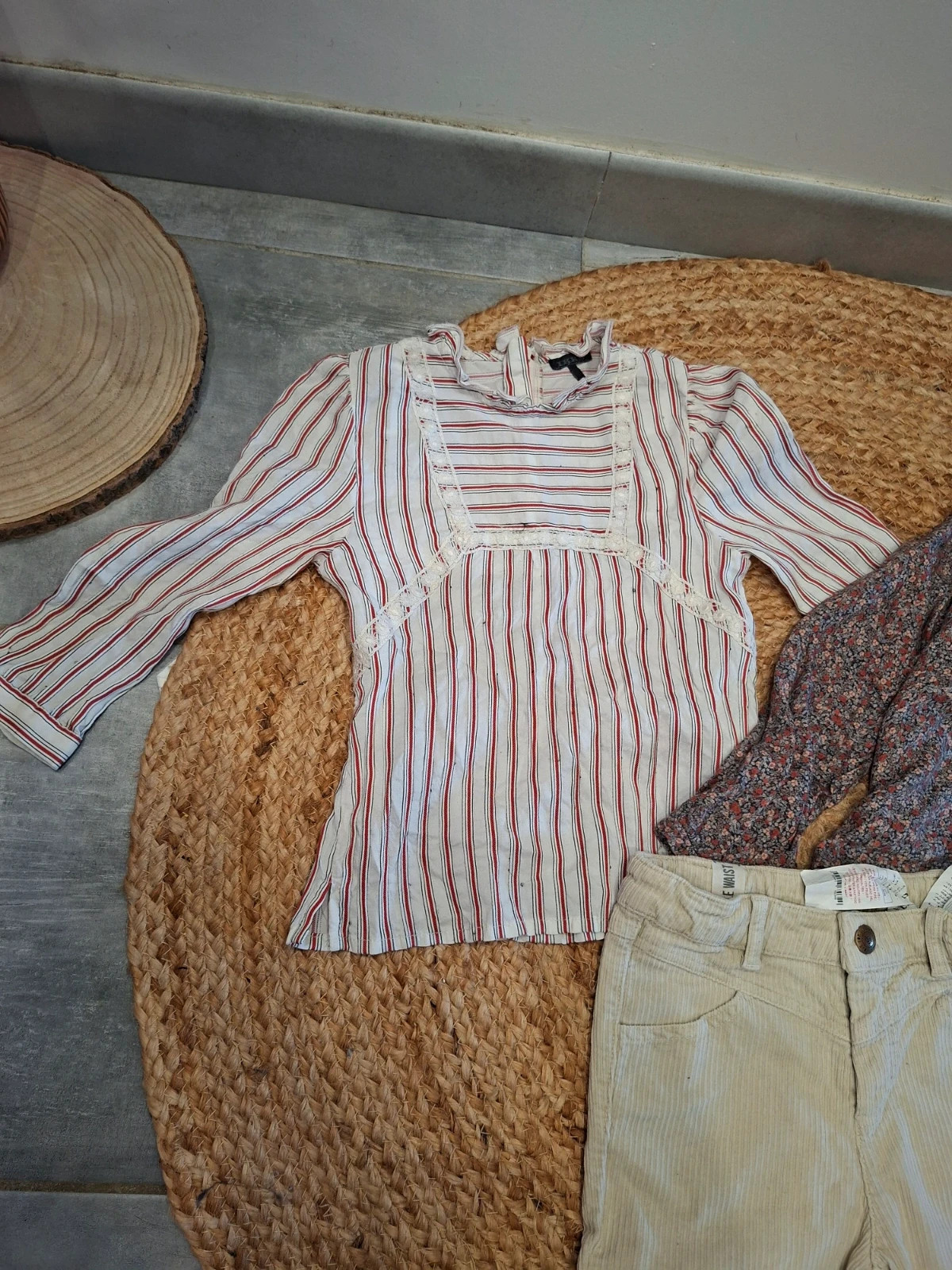 Lot 4 pièces IKKS fille 7/8 ans – pantalon, gilet, blouse & haut – IKKS – taille 7 ans / 122 cm 4