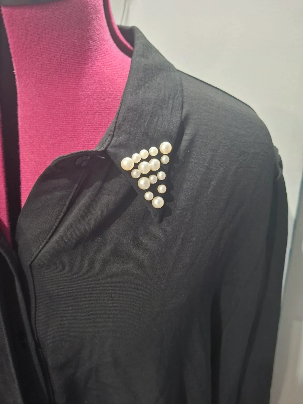 Chemisier femme noir à col perlé – Nougat Paris taille3 – Nougat – taille L / 40 / 12 3
