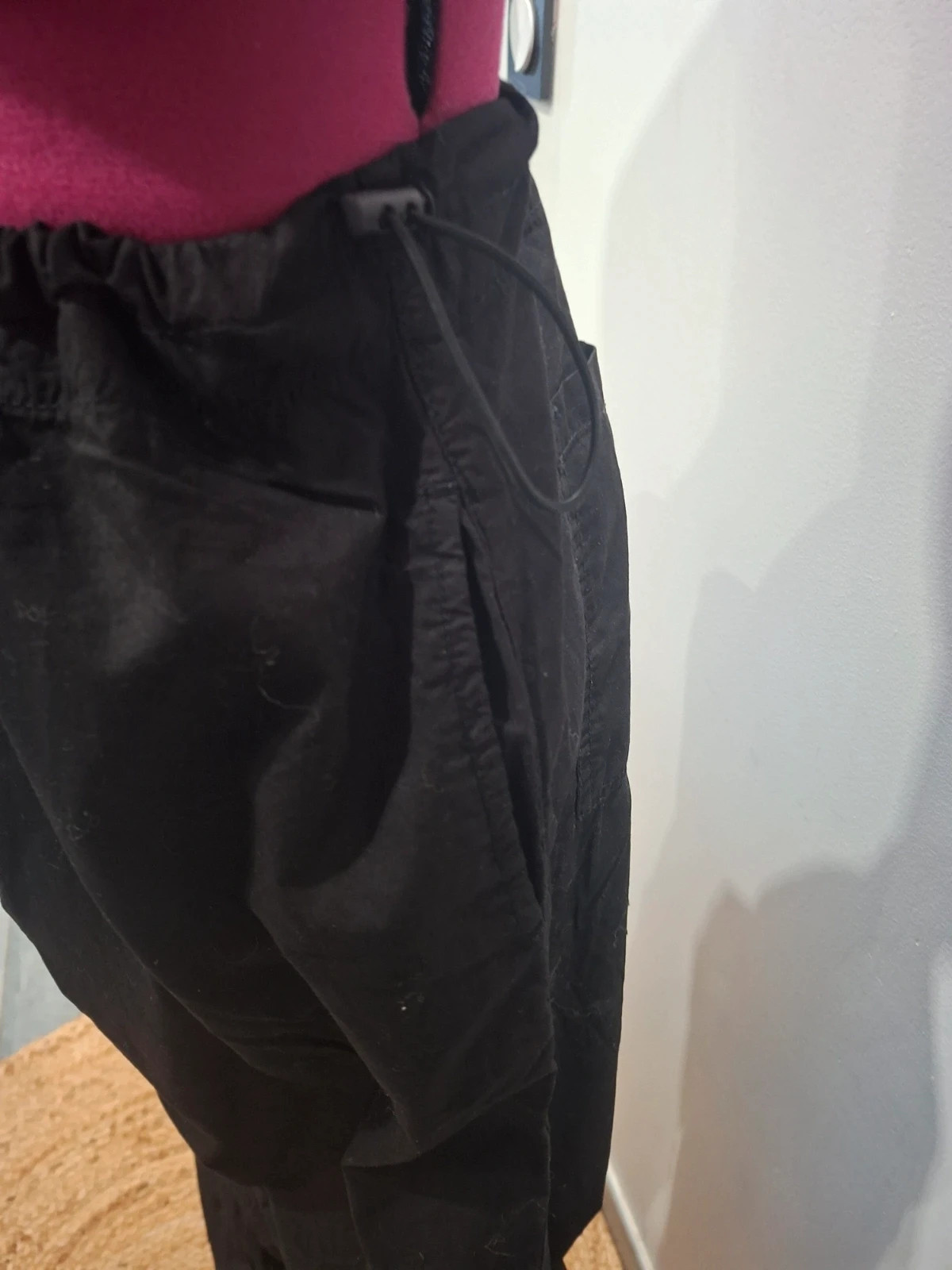 Pantalon cargo noir Jennyfer – taille M – Jennyfer – taille M / 38 / 10 2