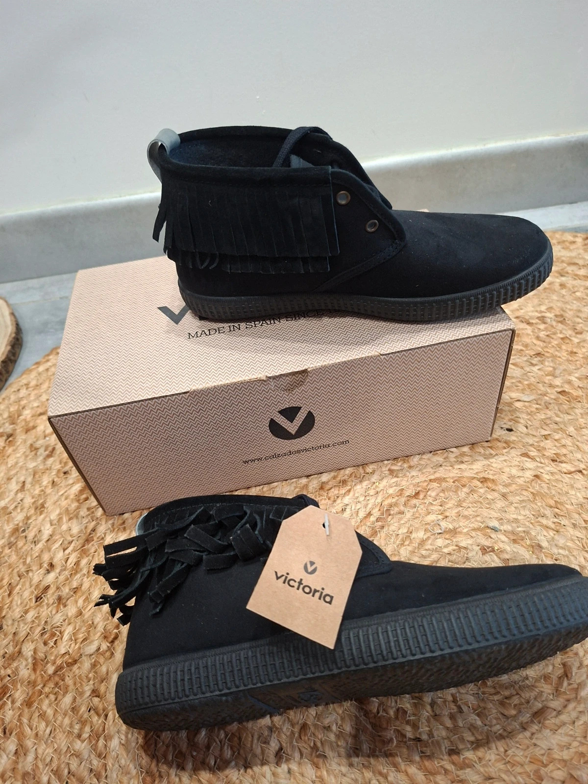 Victoria 066105 Bottines noires à franges style western T37 – Victoria – taille 37 2