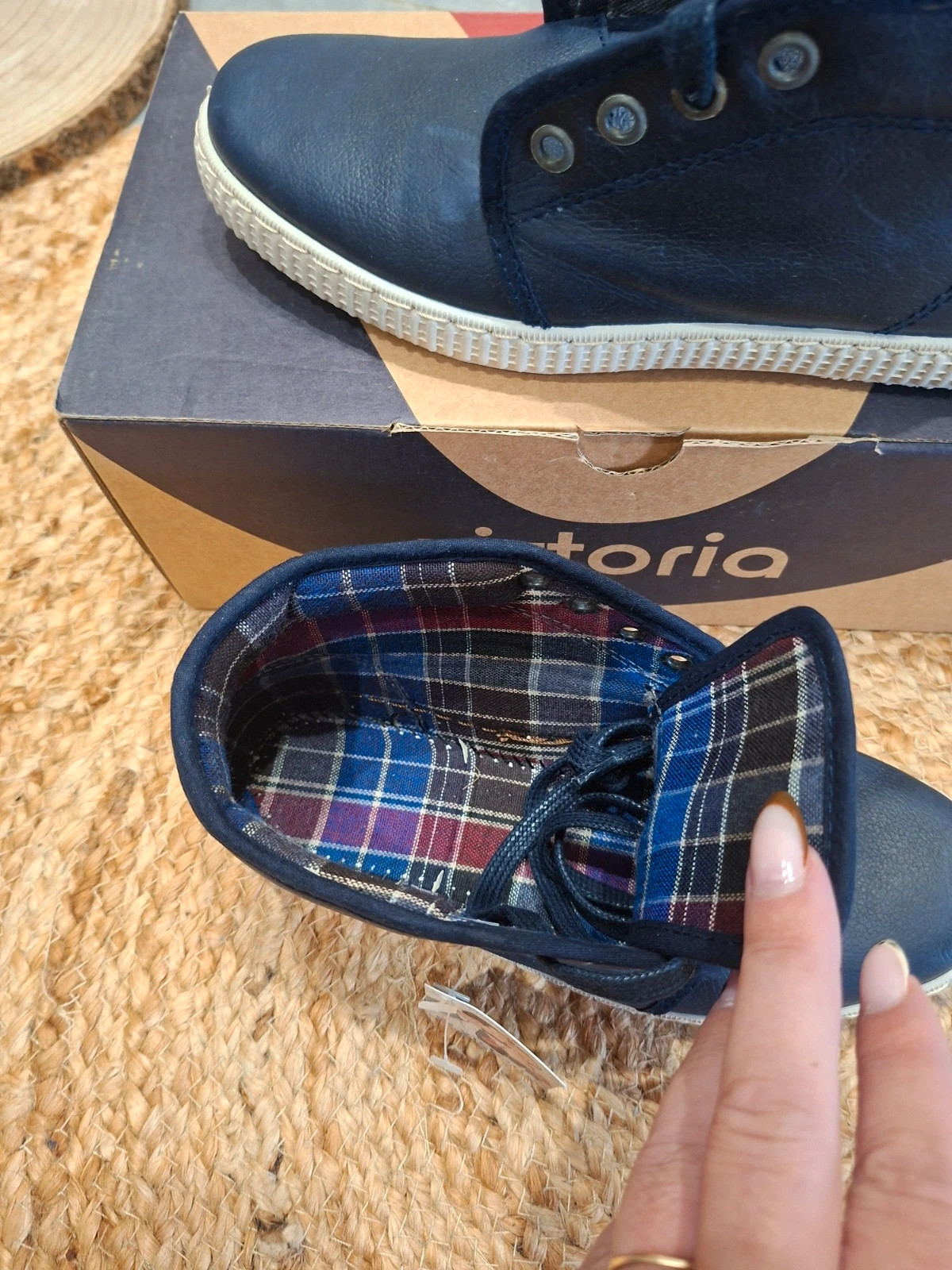 Victoria bottines montantes bleu marine à semelle blanche T.35 neuves avec boîte – Victoria – taille 35 2