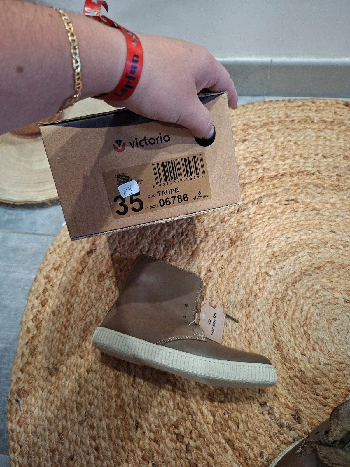 Bottines Victoria taupe fourrées neuves T.35 avec boîte – Victoria – taille 35 5
