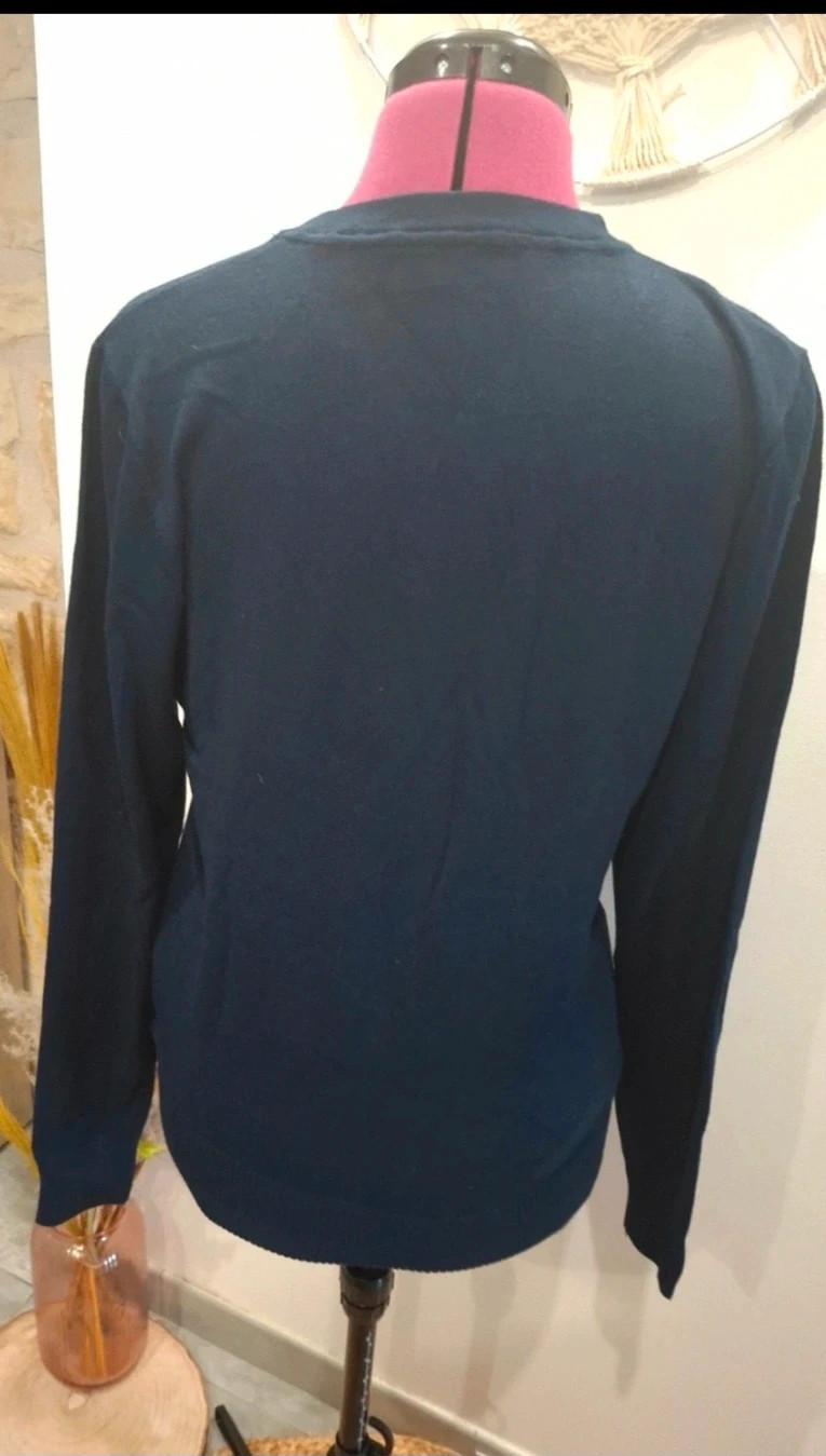 Pull homme Ever Eden bleu marine col V – détails simili cuir – T.M – ever eden – taille M 5