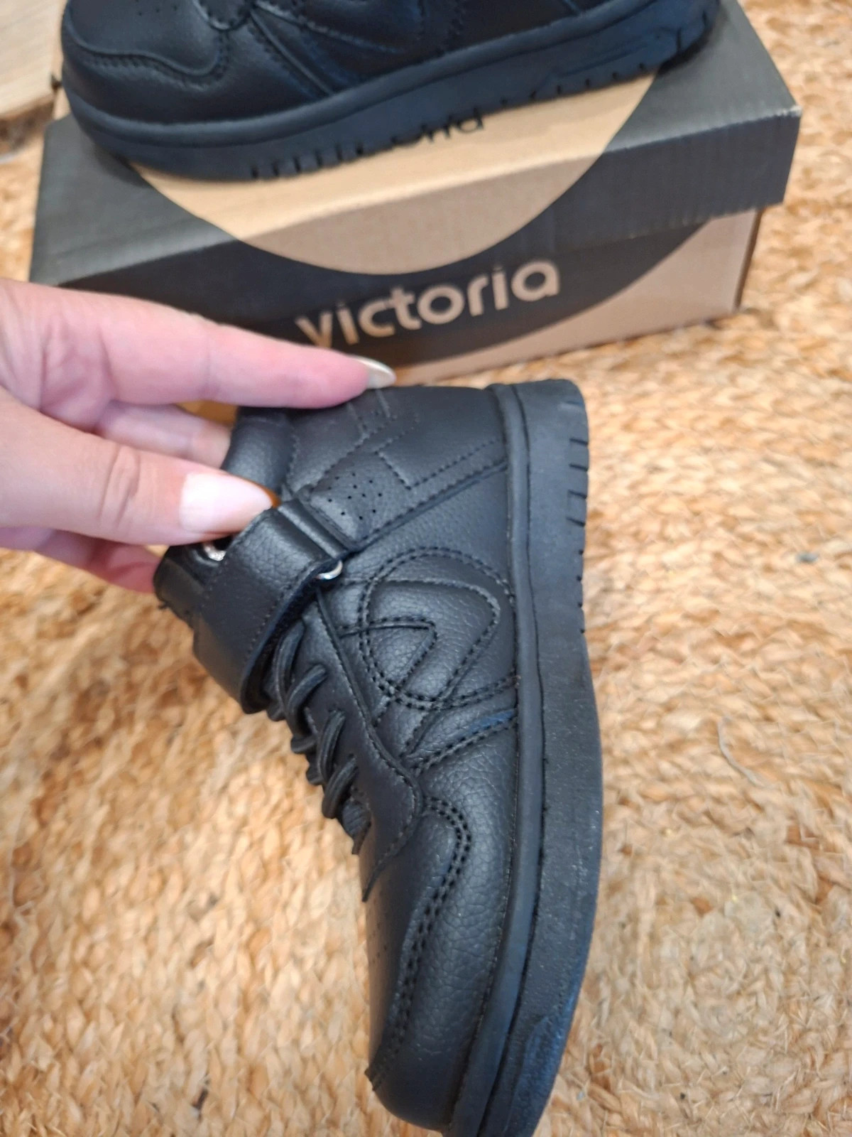 Baskets montantes Victoria noires – Taille 27 – Victoria – taille 27 4