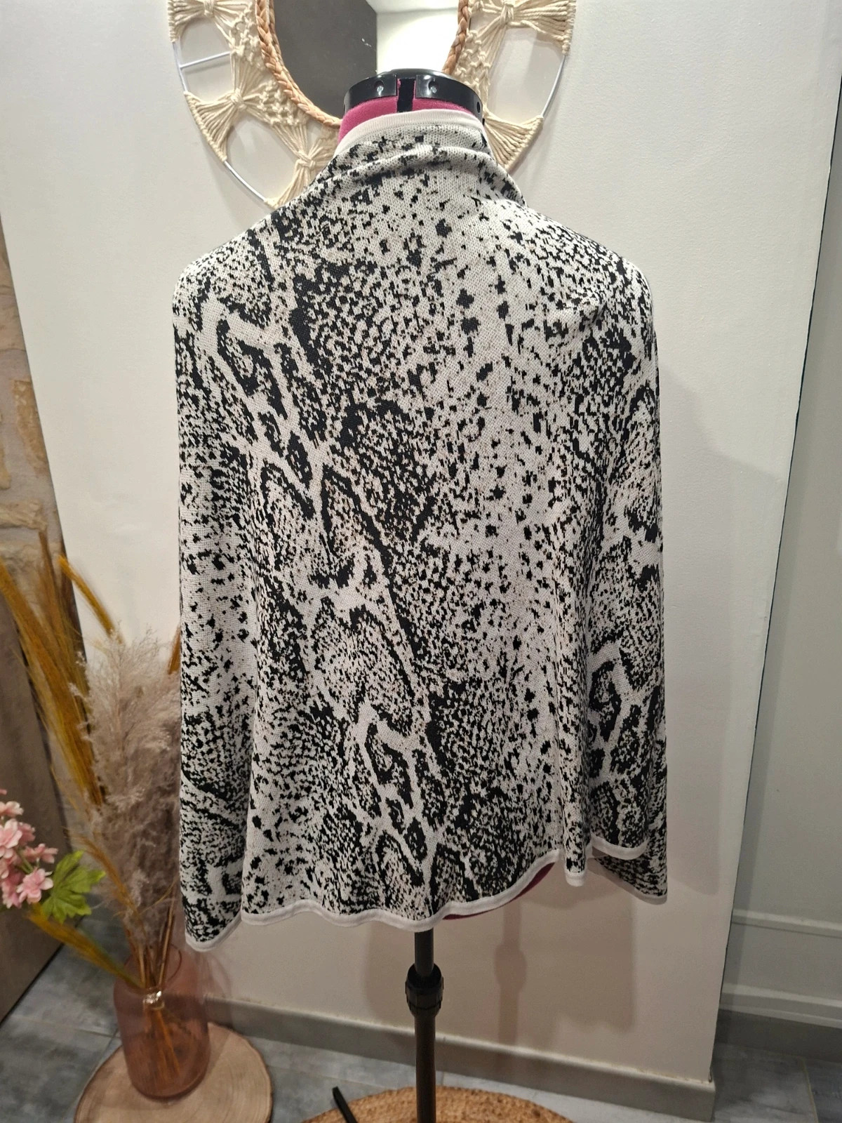 Gilet Cabi noir et blanc à motif – 100 % coton – Taille unique – CAbi – taille Taille unique 3