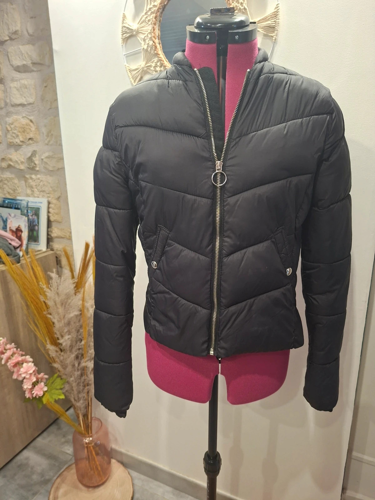 Doudoune femme Bershka noire – taille S – Bershka – taille S / 36 / 8
