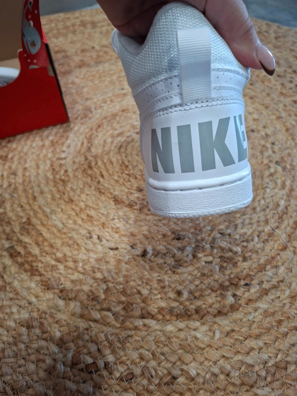 Nike Court Borough Mid – Blanc – Taille 38,5 – Nike – taille 38.5 5