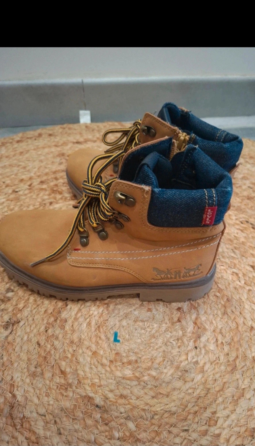 Bottines Levi’s style randonnée – taille 35 – Levi's – taille 35 2