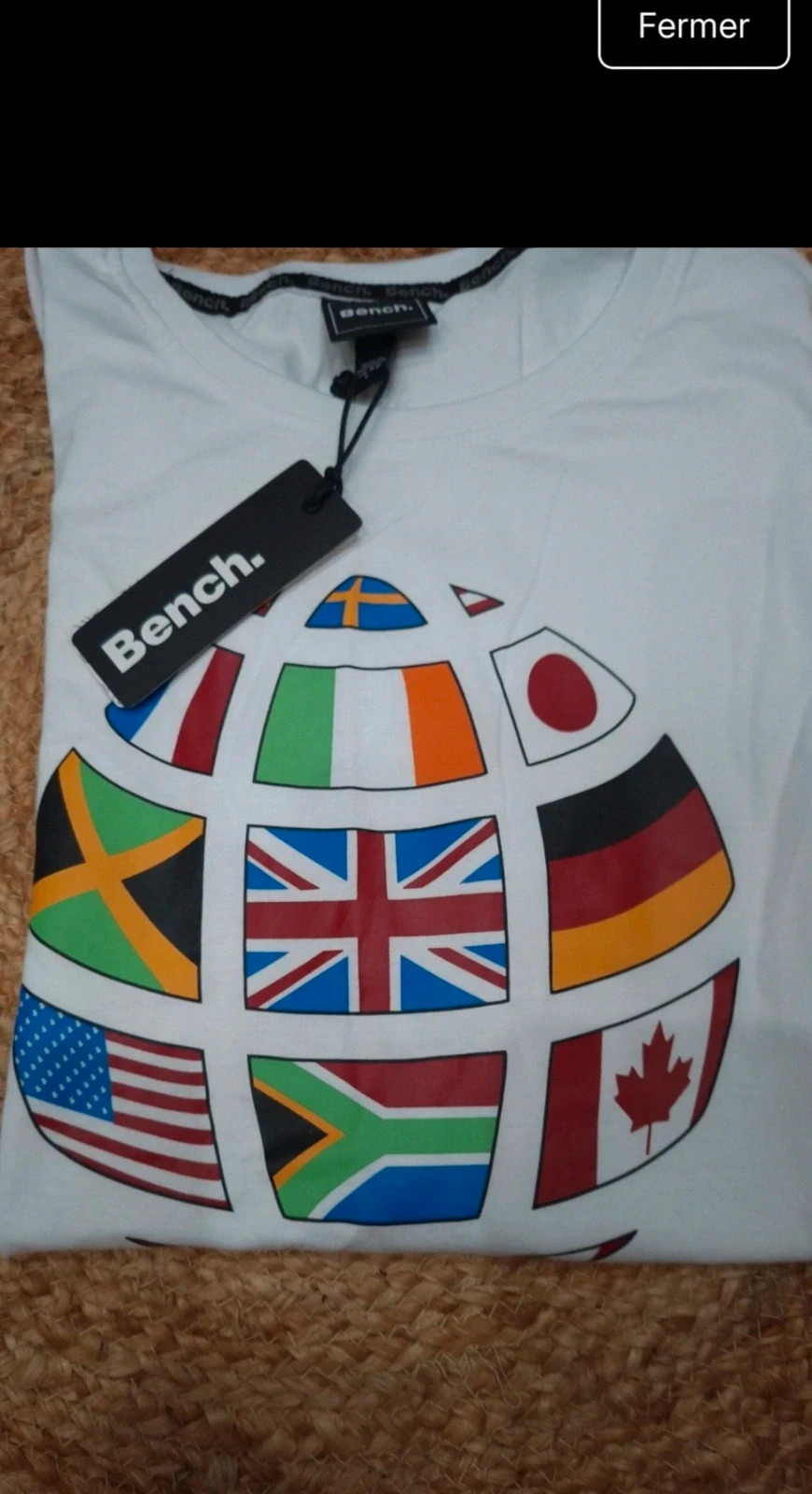 T-shirt Bench. blanc imprimé drapeaux du monde neuf avec étiquette L – Bench – taille L 2