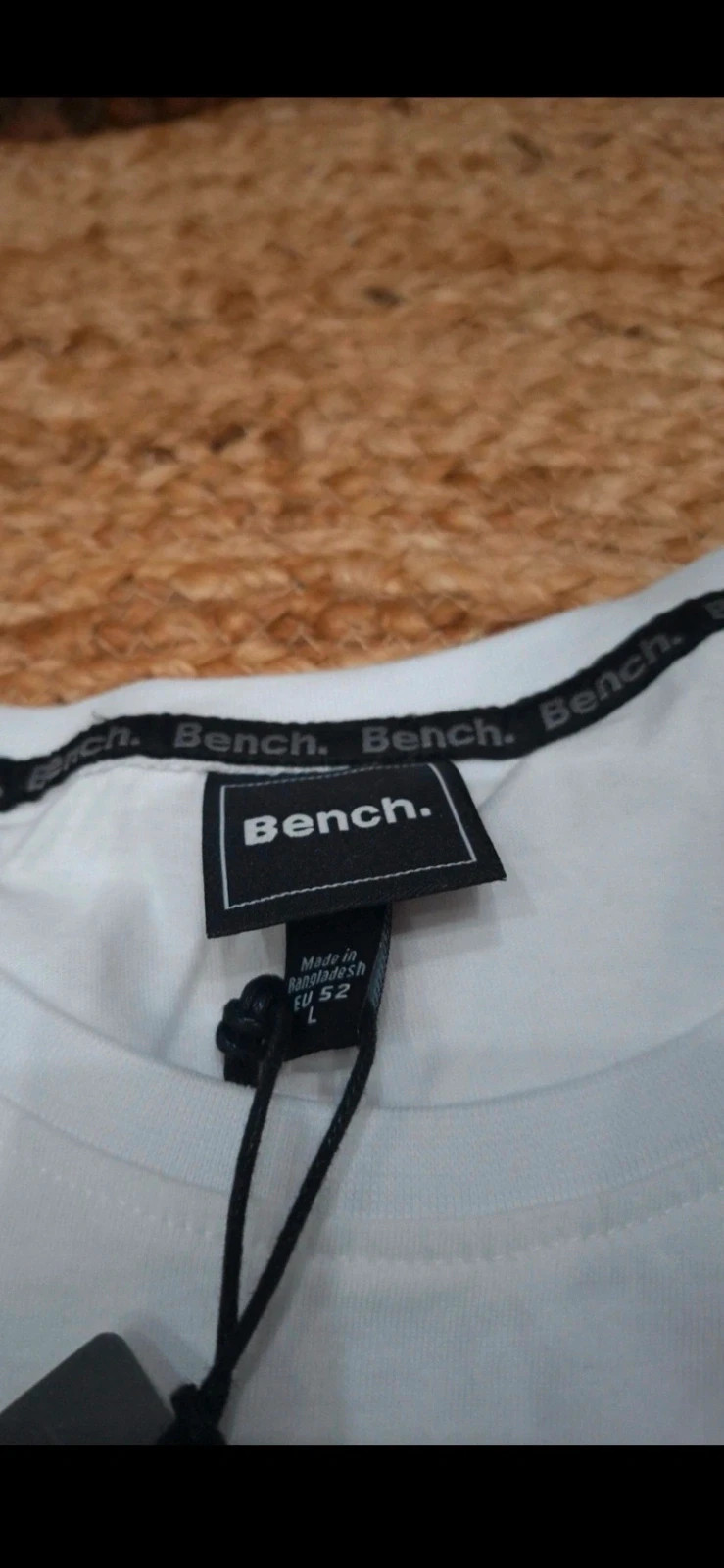 T-shirt Bench. blanc imprimé drapeaux du monde neuf avec étiquette L – Bench – taille L 3