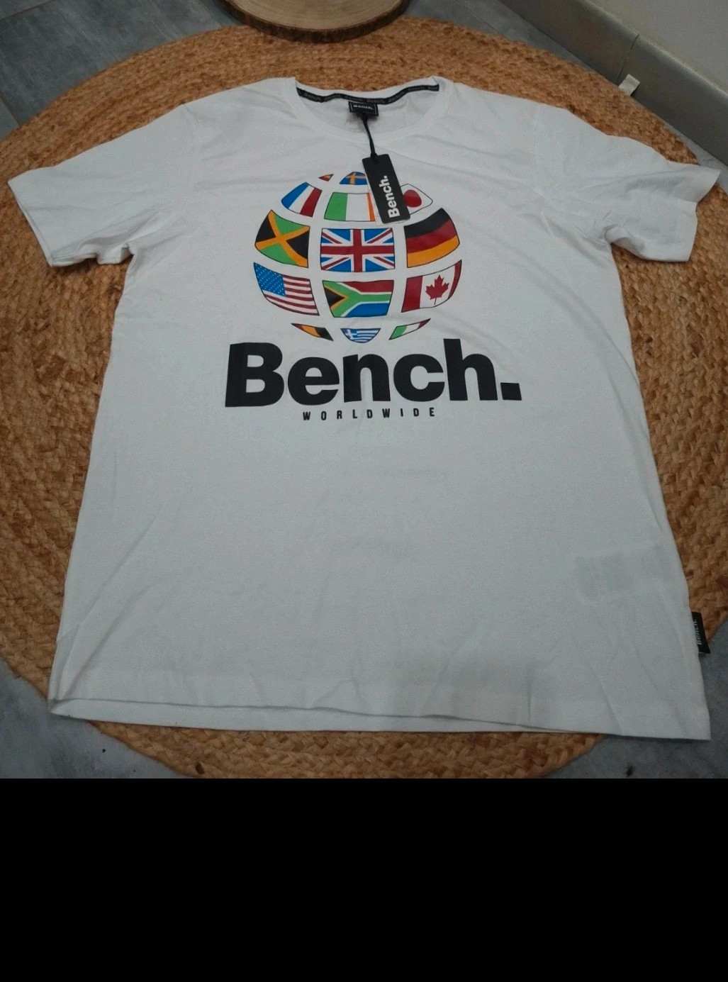 T-shirt Bench. blanc imprimé drapeaux du monde neuf avec étiquette L – Bench – taille L 4